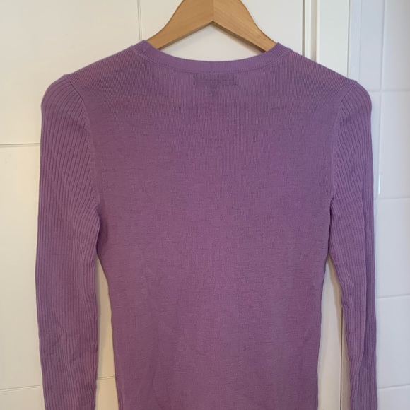 Very soft 100% merino wool Banana Republic Scoop Neck Pullover - Picture 3 of 5